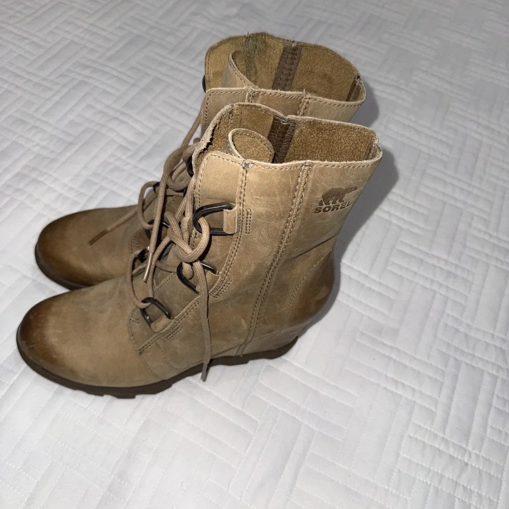 Sorel Joan‎ of Arctic Wedge II Boots, Ash Brown, Women's Size 7.5 US